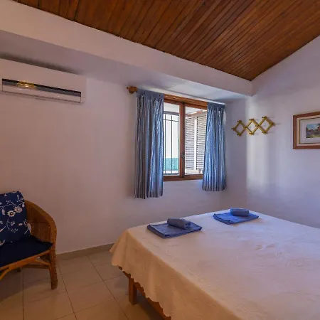 Villa Genoveva By Interhome