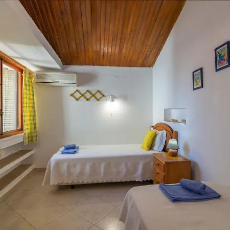 Genoveva By Interhome