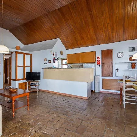 Genoveva By Interhome 알부페이라